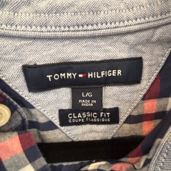 Tommy Hilfiger Button Down Shirt - Picture 2 of 2